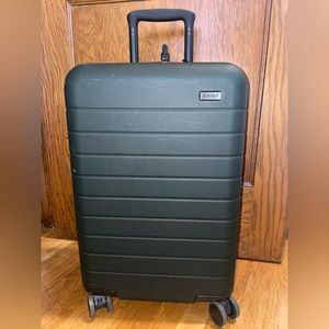 Used (good condition) Away Bag - The Carry On (Green)